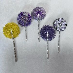 Dandelion brooch. Sale by one.